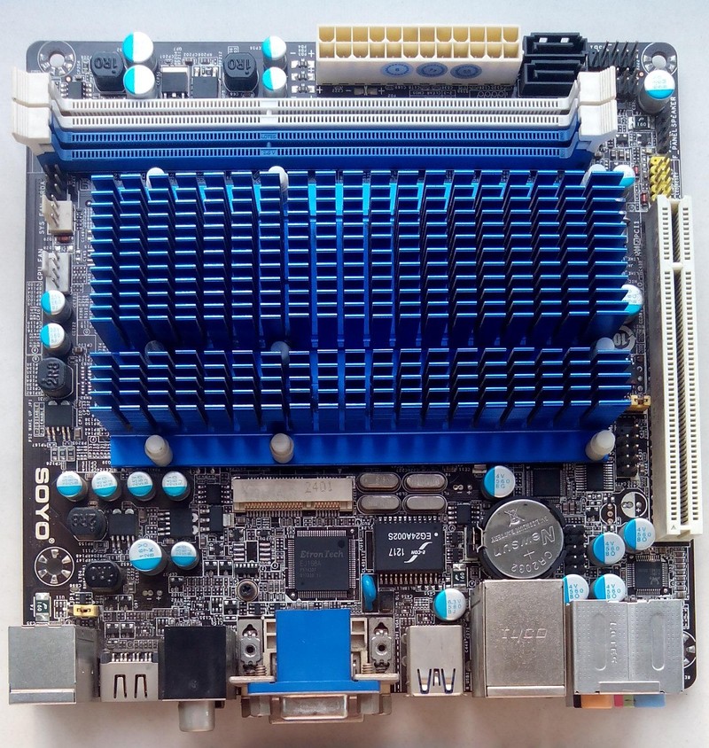 金士顿DDR2单面2G内存揭秘：规格、安装、频率全解析  第1张