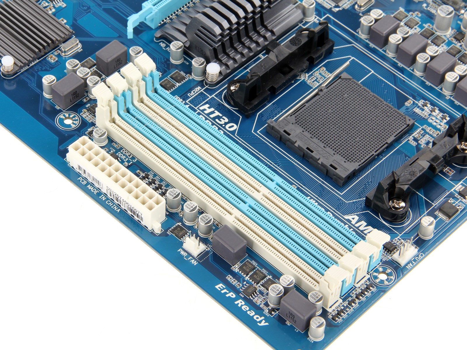揭秘技嘉P35 DDR3主板：硬件爱好者的璀璨之选  第7张