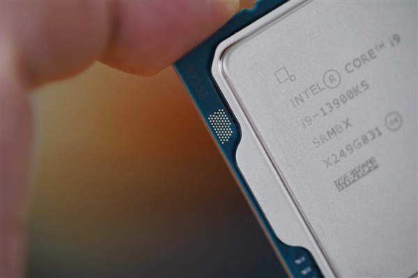 酷睿i9-9940X 深度解析Intel Core i9-9940X处理器：性能、技术与应用领域详解  第10张